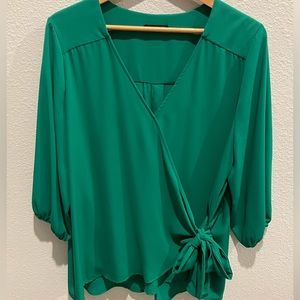 WEST KEI Saffron Side Toe Blouse. Size 2X